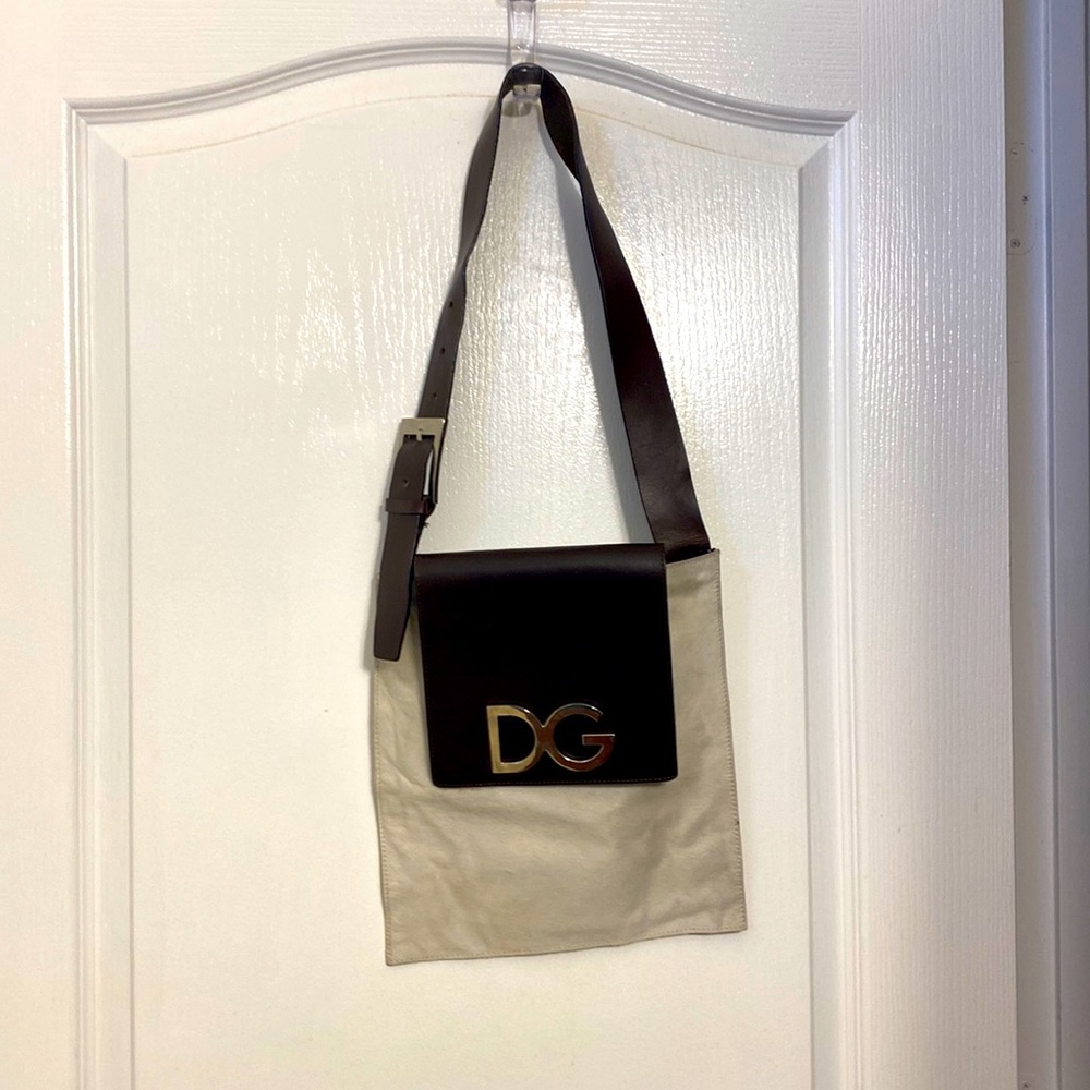 Brown / White Dolce Gabana bag. Minor scratches.